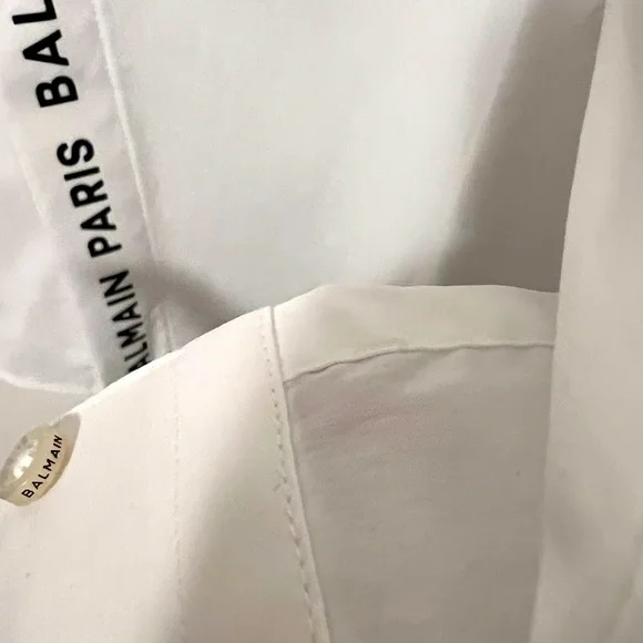 Balmain - Picture 4 of 5